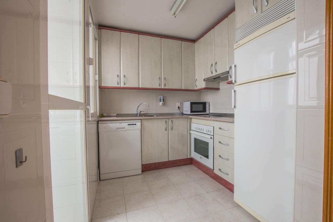 Qh Puerta Real Apartment Granada Exterior photo